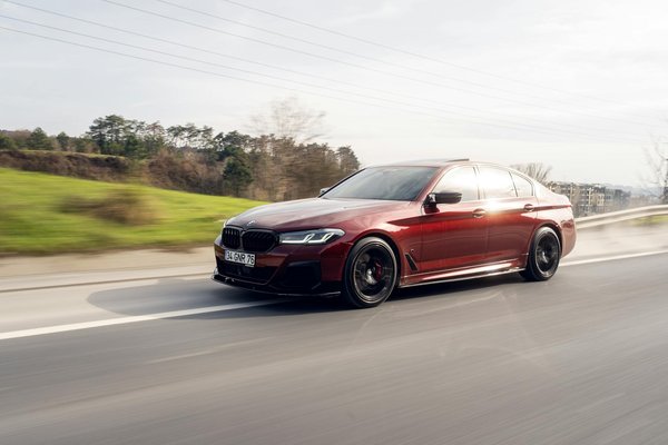 Welche neuen Technologien schÃ¼tzen FuÃŸgÃ¤nger im StraÃŸenverkehr?